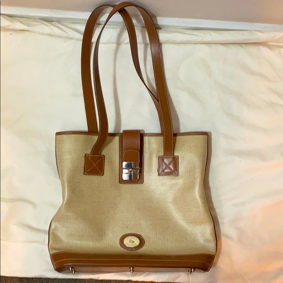 Dooney and Bourke made in the USA women’s tote - Picture 1 of 6
